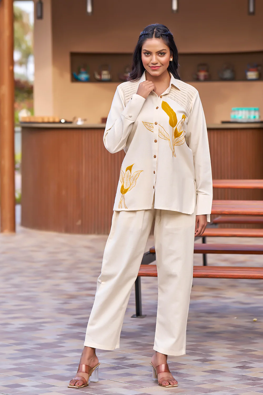Women's casual look